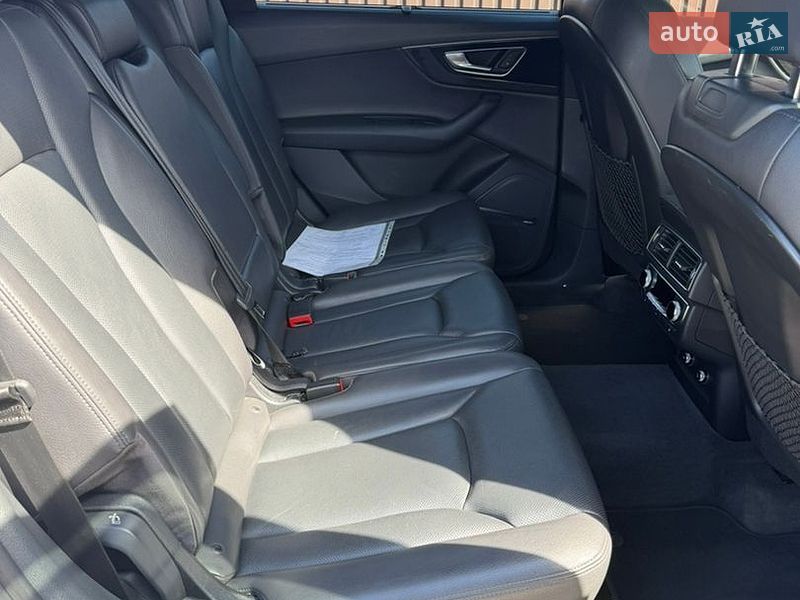 Позашляховик / Кросовер Audi Q7 2017 в Кривому Розі фото 11 Позашляховик / Кросовер Audi Q7 2017 в Кривому Розі