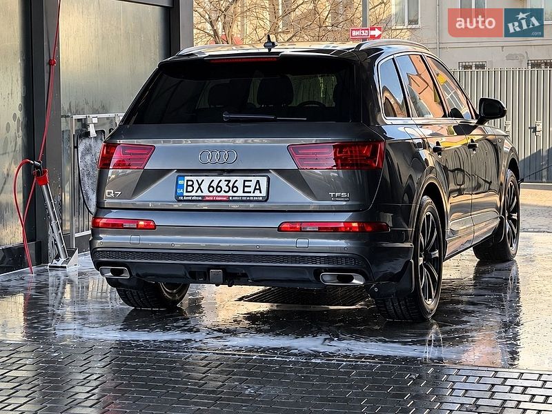 Позашляховик / Кросовер Audi Q7 2017 в Кам'янець-Подільському