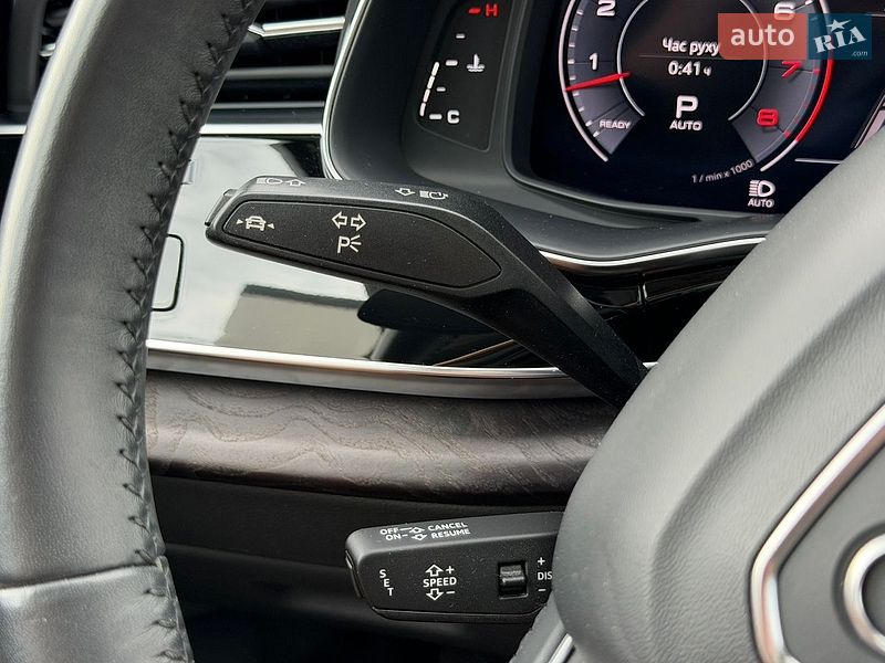 Позашляховик / Кросовер Audi Q7 2019 в Ужгороді