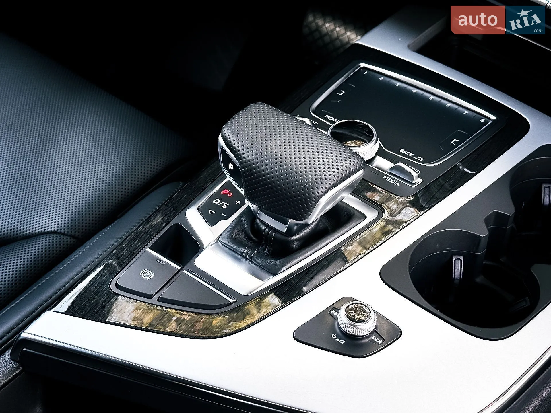 2018 Audi Q7 - мініатюра 17