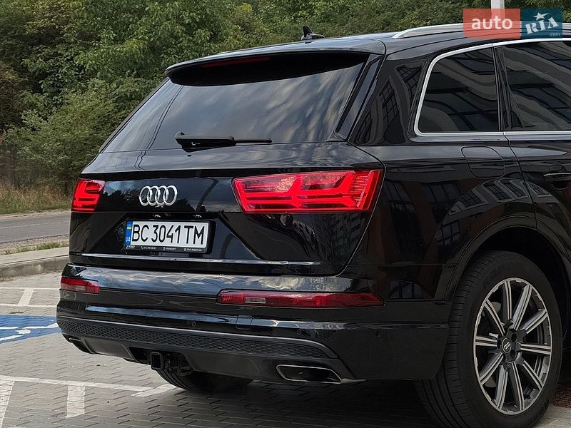 Позашляховик / Кросовер Audi Q7 2016 в Вінниці