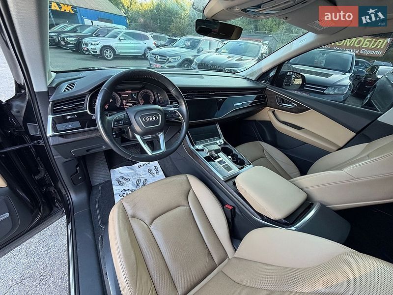 Позашляховик / Кросовер Audi Q7 2020 в Львові