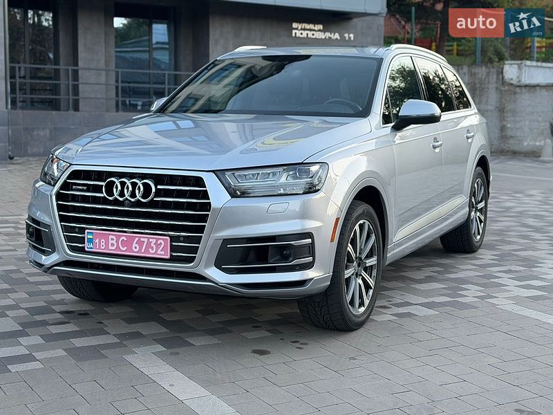 Audi Q7, фото з оголошення