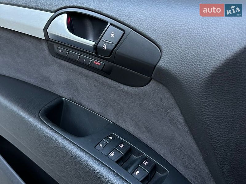 Позашляховик / Кросовер Audi Q7 2011 в Хмельницькому