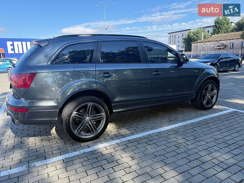 Внедорожник / Кроссовер Audi Q7 2015 в Тернополе