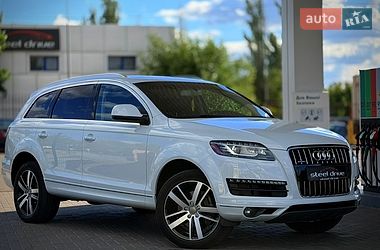 Позашляховик / Кросовер Audi Q7 2013 в Миколаєві