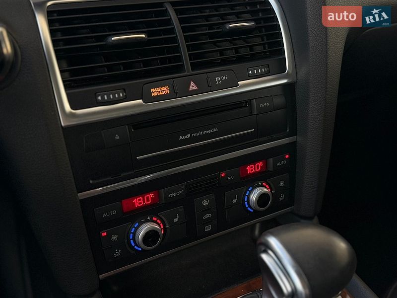 Позашляховик / Кросовер Audi Q7 2013 в Миколаєві