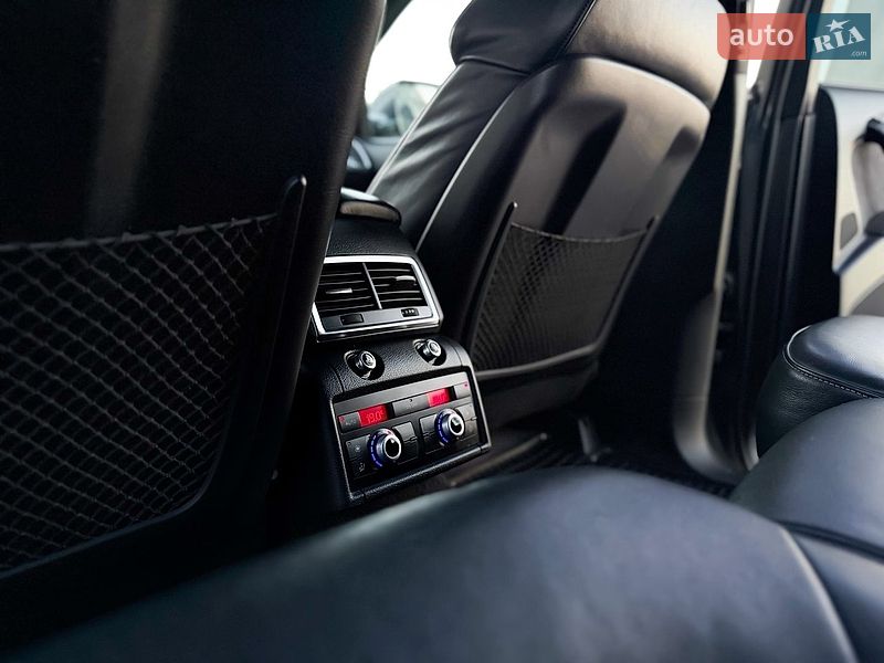 Позашляховик / Кросовер Audi Q7 2013 в Тернополі