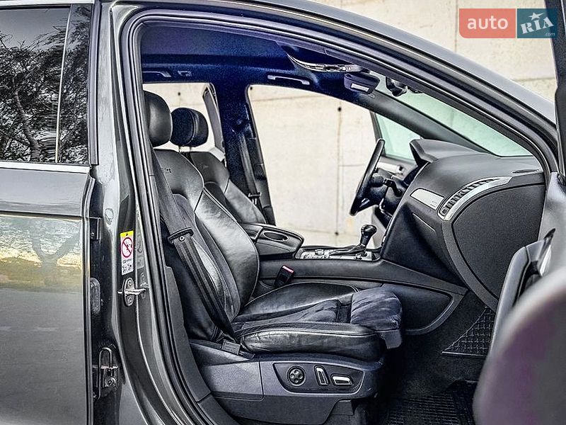 Позашляховик / Кросовер Audi Q7 2013 в Тернополі