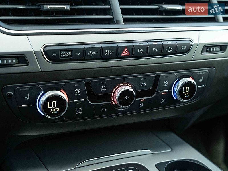 Позашляховик / Кросовер Audi Q7 2016 в Чернівцях