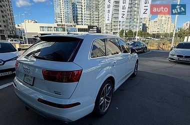 Позашляховик / Кросовер Audi Q7 2018 в Києві
