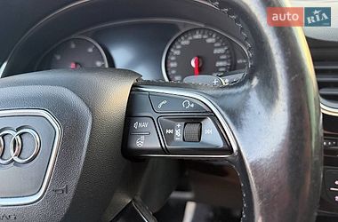 Позашляховик / Кросовер Audi Q7 2016 в Виноградові