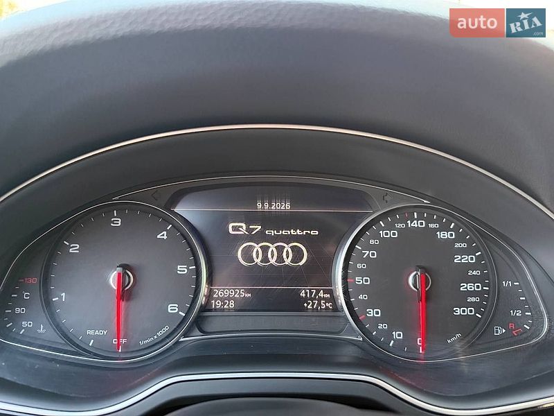 Позашляховик / Кросовер Audi Q7 2016 в Виноградові