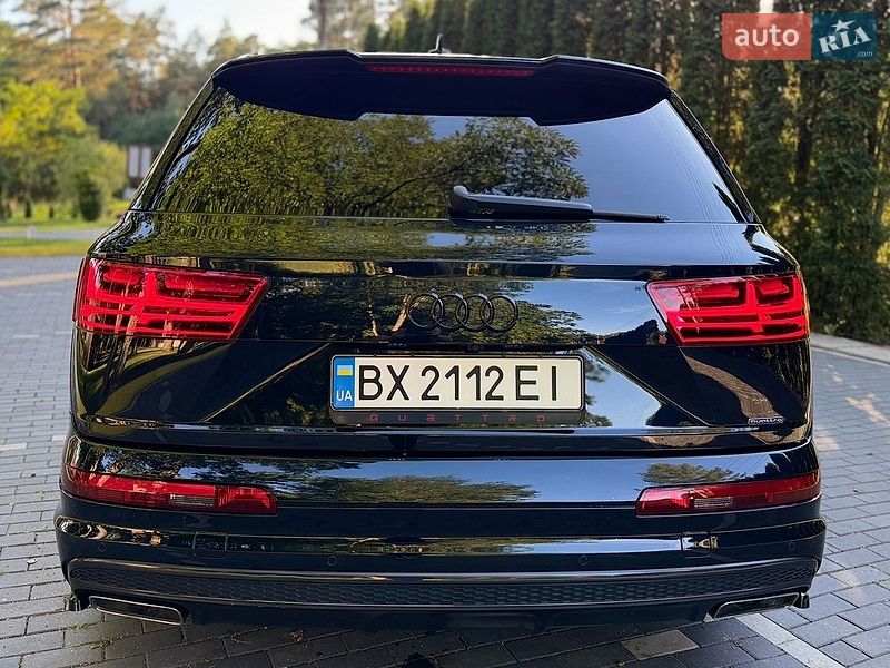 Внедорожник / Кроссовер Audi Q7 2016 в Шепетовке
