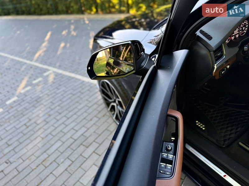 Внедорожник / Кроссовер Audi Q7 2016 в Шепетовке