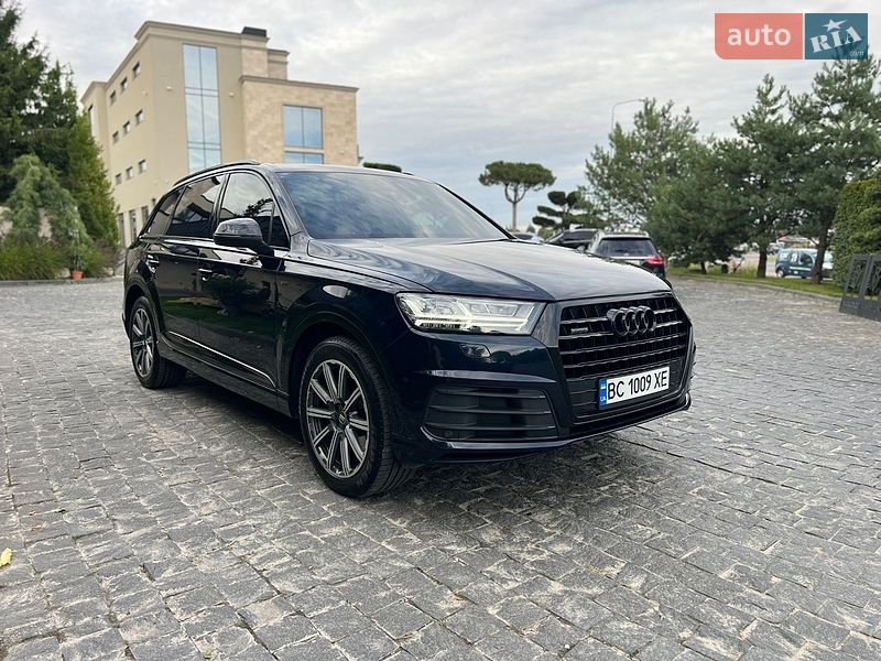 Позашляховик / Кросовер Audi Q7 2015 в Львові