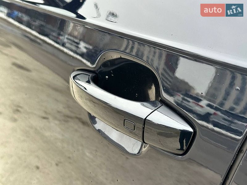 Позашляховик / Кросовер Audi Q7 2015 в Львові