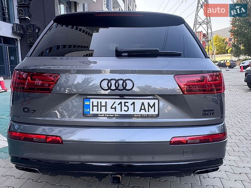 Позашляховик / Кросовер Audi Q7 2018 в Одесі