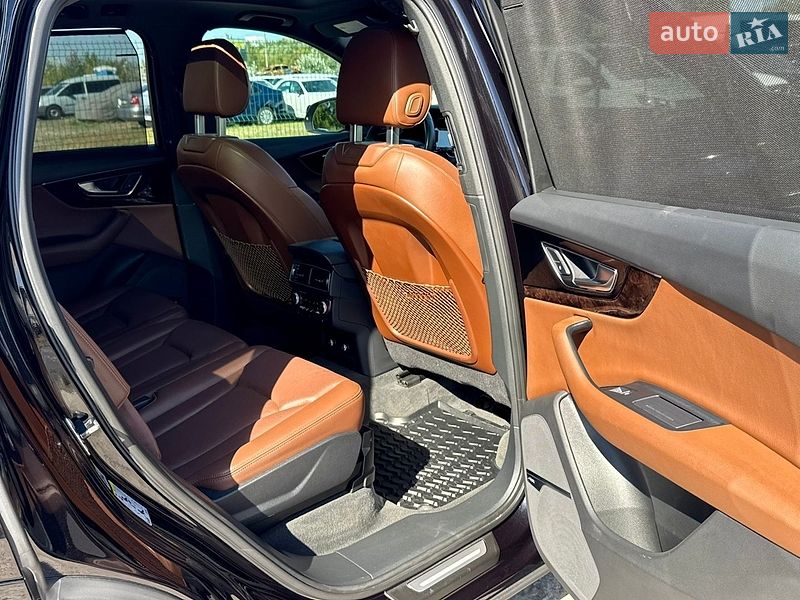 Внедорожник / Кроссовер Audi Q7 2018 в Киеве