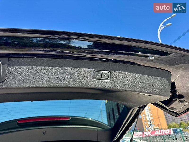 Внедорожник / Кроссовер Audi Q7 2018 в Киеве