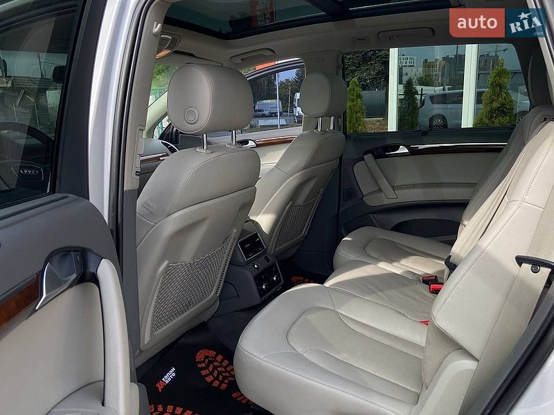 Позашляховик / Кросовер Audi Q7 2012 в Львові