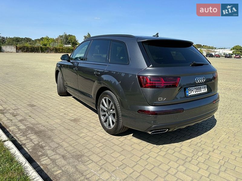 Позашляховик / Кросовер Audi Q7 2019 в Одесі