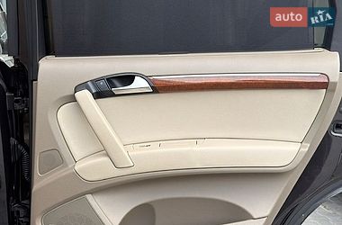Позашляховик / Кросовер Audi Q7 2013 в Чернівцях фото 34 Позашляховик / Кросовер Audi Q7 2013 в Чернівцях