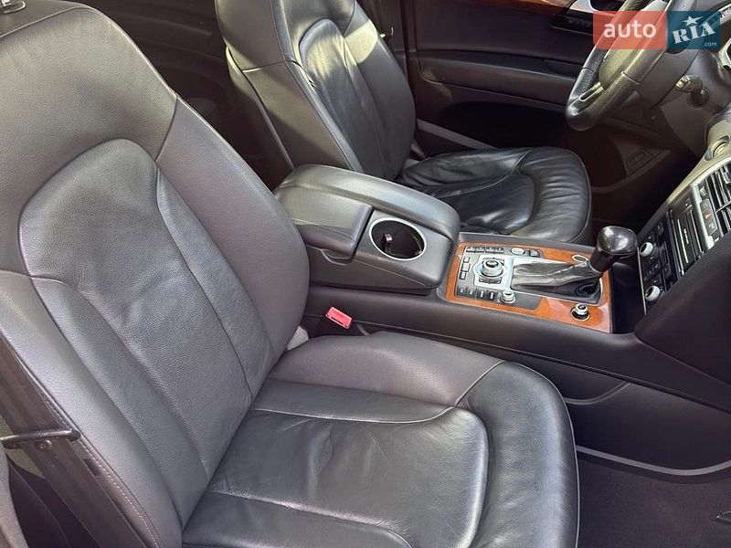 Внедорожник / Кроссовер Audi Q7 2015 в Хмельницком
