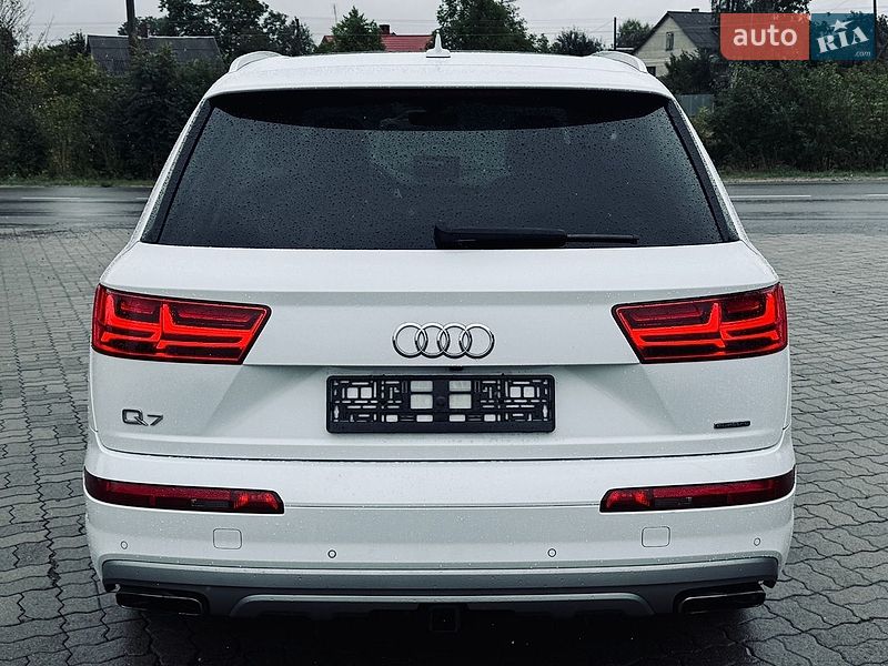 Внедорожник / Кроссовер Audi Q7 2018 в Львове