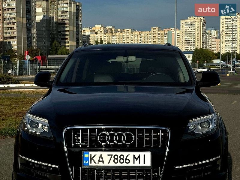 Позашляховик / Кросовер Audi Q7 2014 в Києві