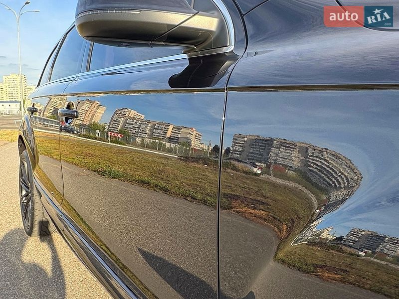 Позашляховик / Кросовер Audi Q7 2014 в Києві