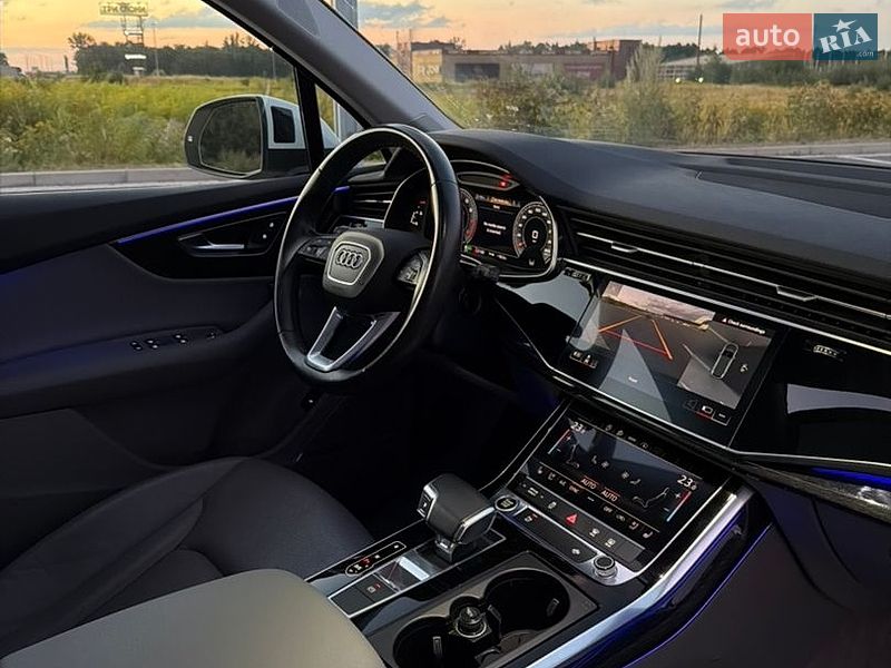 Внедорожник / Кроссовер Audi Q7 2022 в Львове