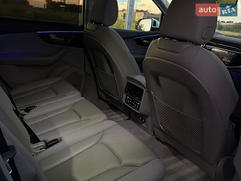 Внедорожник / Кроссовер Audi Q7 2022 в Львове