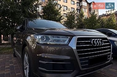 Внедорожник / Кроссовер Audi Q7 2017 в Киеве