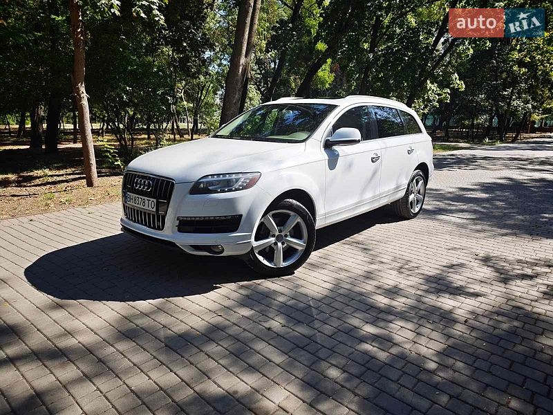 Внедорожник / Кроссовер Audi Q7 2013 в Одессе