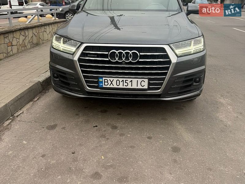 Внедорожник / Кроссовер Audi Q7 2018 в Хмельницком