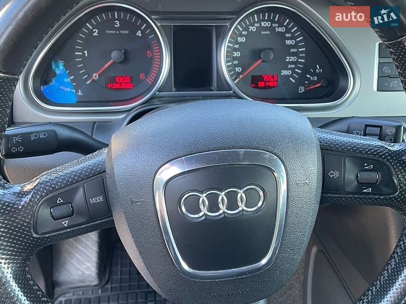 Позашляховик / Кросовер Audi Q7 2006 в Новояворівську