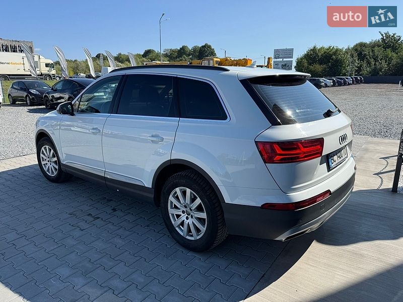 Позашляховик / Кросовер Audi Q7 2016 в Львові