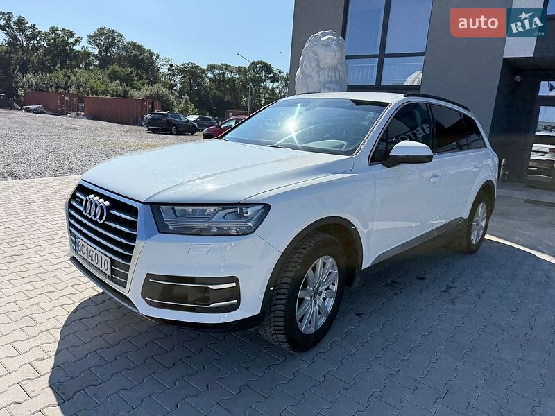 Позашляховик / Кросовер Audi Q7 2016 в Львові