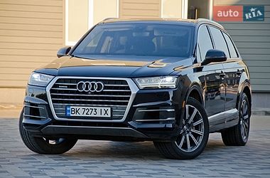 Внедорожник / Кроссовер Audi Q7 2016 в Сарнах