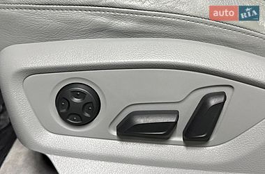 Позашляховик / Кросовер Audi Q7 2016 в Києві