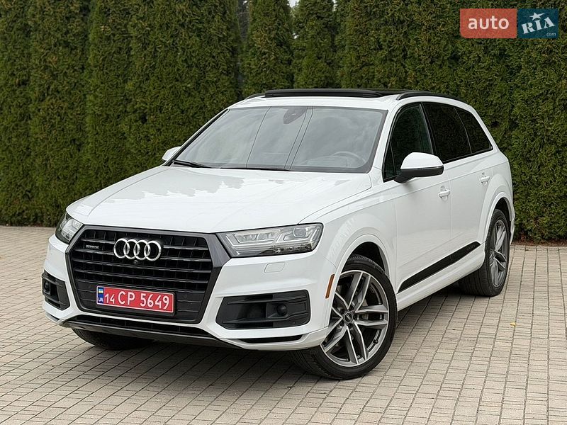Внедорожник / Кроссовер Audi Q7 2017 в Самборе