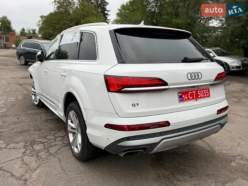 Audi Q7 2024