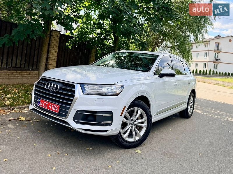 Внедорожник / Кроссовер Audi Q7 2018 в Киеве