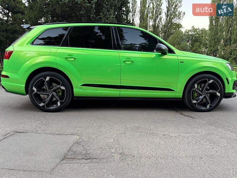 Audi Q7 2016