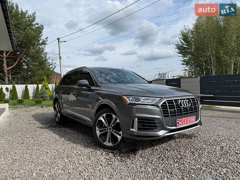 Audi Q7