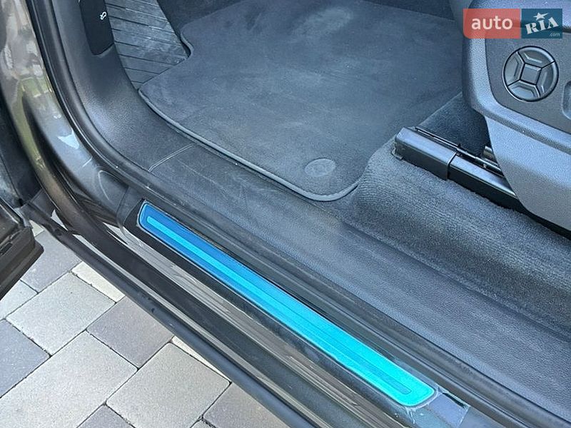 Позашляховик / Кросовер Audi Q7 2021 в Ужгороді
