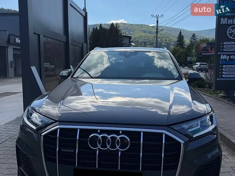 Audi Q7 2021