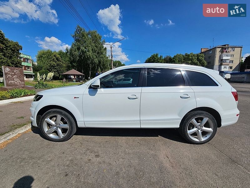 Позашляховик / Кросовер Audi Q7 2014 в Верхньодніпровську