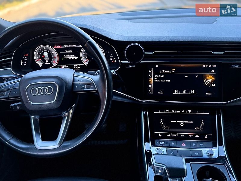 Позашляховик / Кросовер Audi Q7 2021 в Полтаві